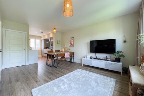 3 bedroom end of terrace house for sale, Candy Dene, Weldon, Ebbsfleet Valley, Swanscombe, Kent, DA10