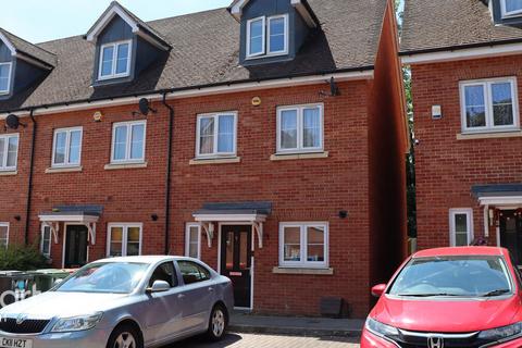 undefined, Denton Way, Slough