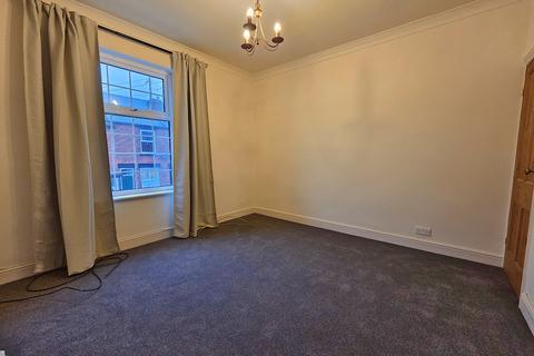 2 bedroom terraced house for sale, Aisthorpe Road, Woodseats, S8 8SZ