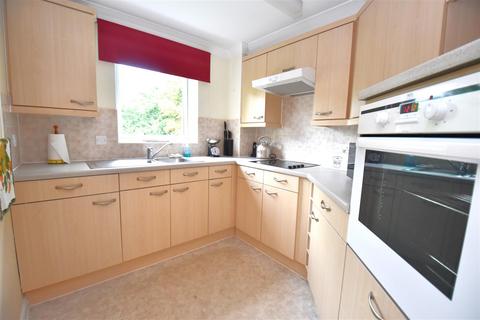 1 bedroom retirement property for sale, Ashingdon Road, Rochford
