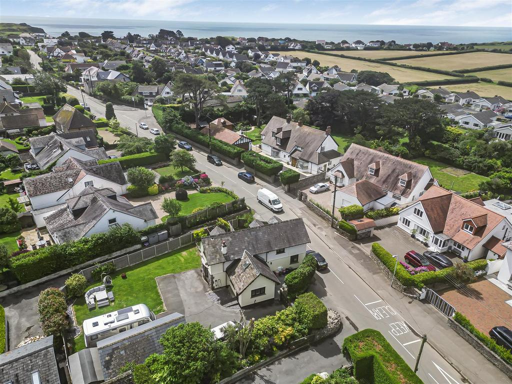 Aerial Aspect