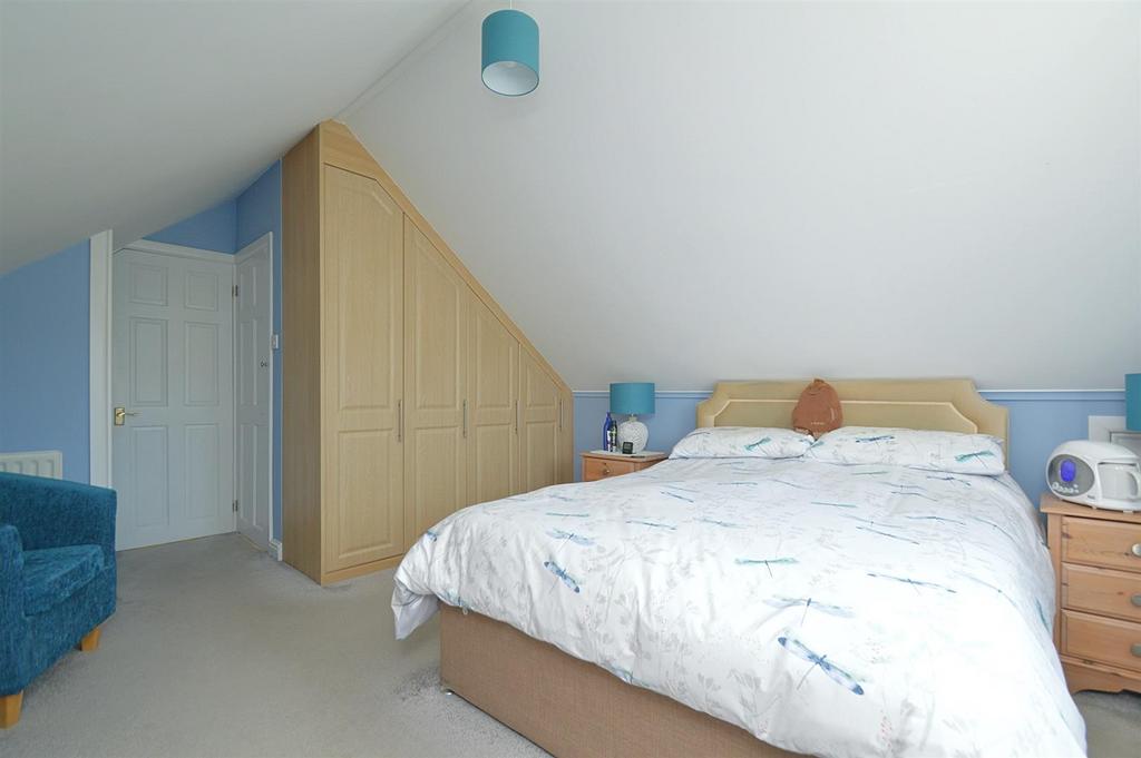 Resized Bed3b.jpg