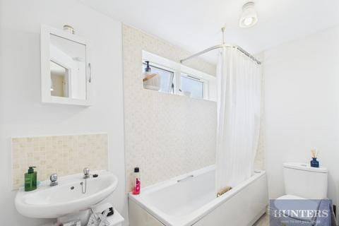 2 bedroom apartment for sale, Renard Court, Sotherby Drive