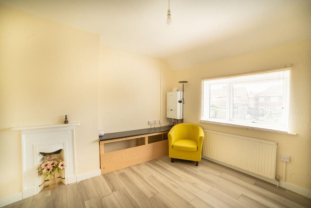 2nd Bedroom