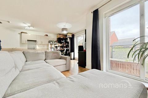 2 bedroom apartment for sale, Robertson Way, Basingstoke
