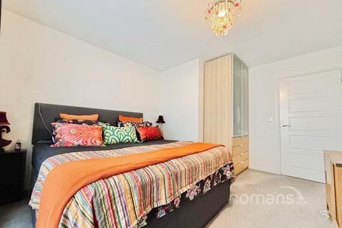 2 bedroom apartment for sale, Robertson Way, Basingstoke