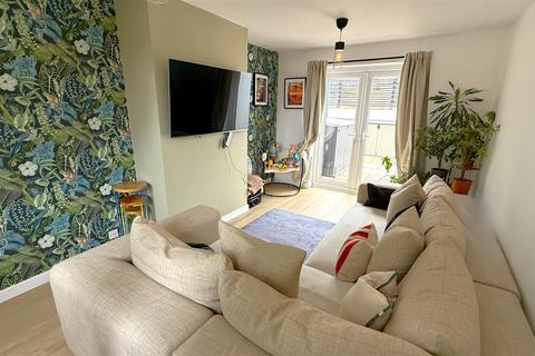 3 bedroom terraced house for sale, Gentian Close, Birmingham B31