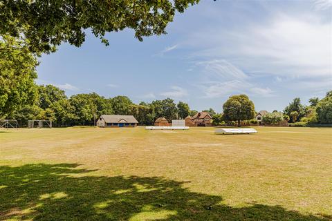 15 Grange Way, Broadstairs, CT10 2YP