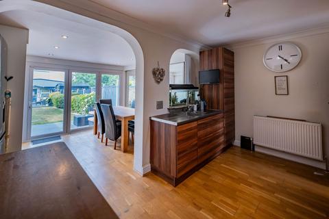 3 bedroom terraced house for sale, Mornington Avenue, Bromley BR1