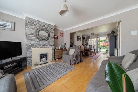 14 Wingfield Close, Bedford, MK40 4PB