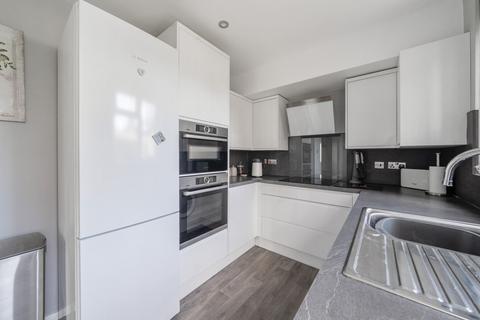 14 Wingfield Close, Bedford, MK40 4PB
