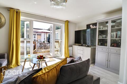 6 Bunyard Way, Allington, Maidstone, ME16 0BD