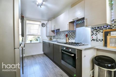 6 Bunyard Way, Allington, Maidstone, ME16 0BD