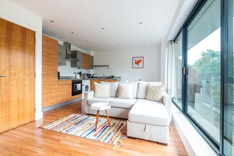 1 bedroom apartment for sale, Denmark Hill, London, SE5