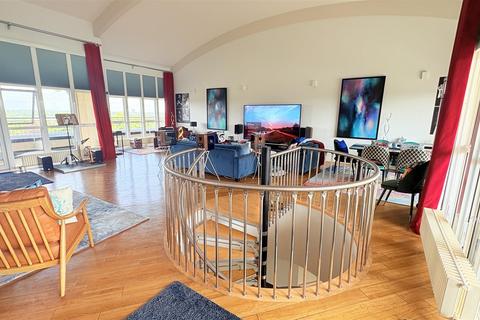 4 bedroom penthouse for sale, Yew Tree Road, Birmingham B13