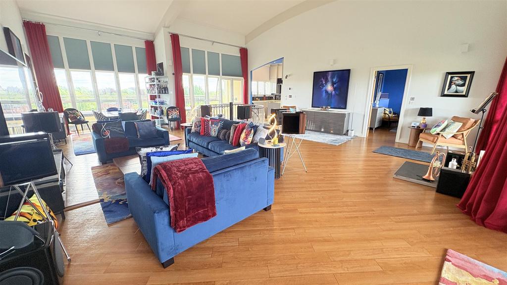 First Floor Accommodation