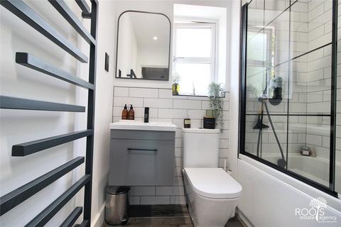3 bedroom semi-detached house for sale, Greenacre Place, Berkshire RG14