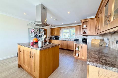 4 bedroom detached house for sale, Aller Park Road, Newton Abbot TQ12