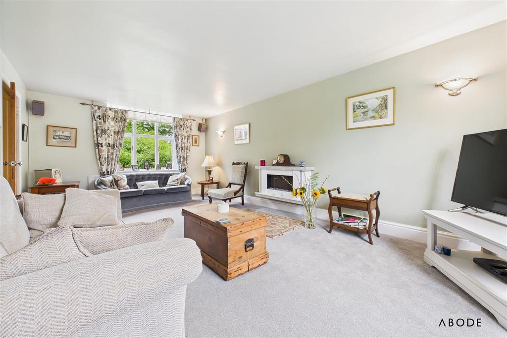 CAM03473 G0-PR0390-STILL029.jpg