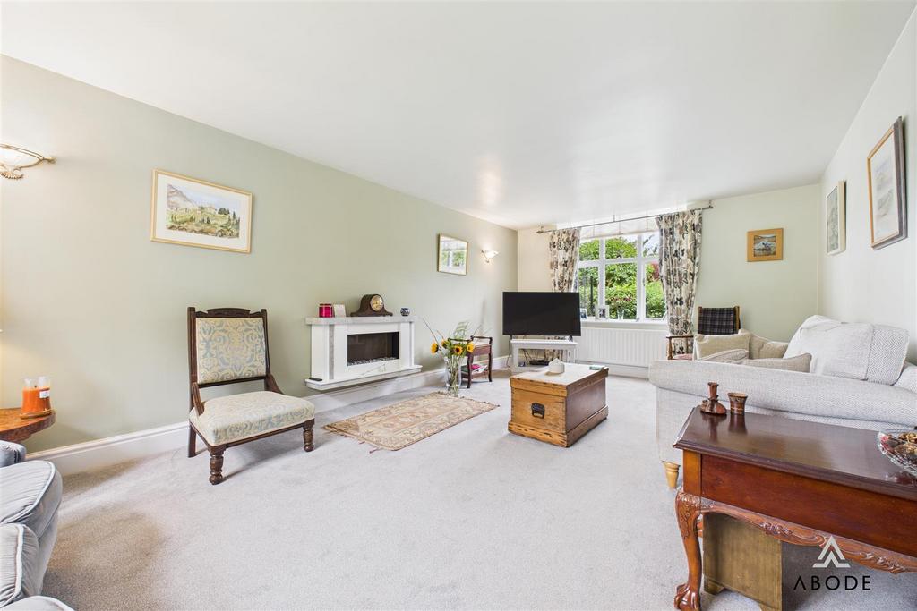 CAM03473 G0-PR0390-STILL026.jpg