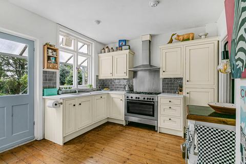 3 bedroom detached house for sale, Marlborough Road, Ryde