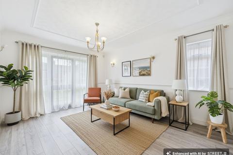 27 West Hatch Manor, Ruislip, HA4 8QU