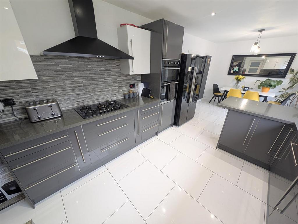 PXL 20250701 124241892~2.jpg