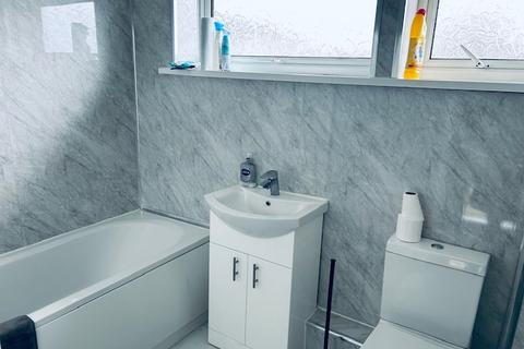 3 bedroom end of terrace house to rent, Fines Park, Stanley DH9