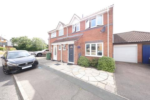 3 Caravel Close, Grays, RM16 6QB