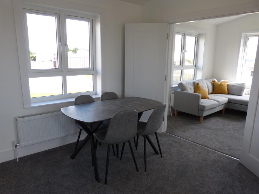 Dining-Lounge