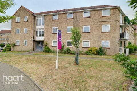 1 bedroom apartment for sale, Links Side, Enfield