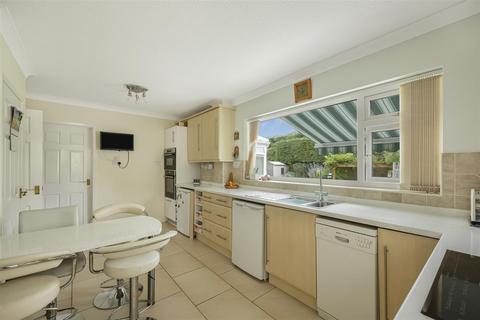 4 bedroom detached house for sale, Picket Mead Road, Newton, Swansea