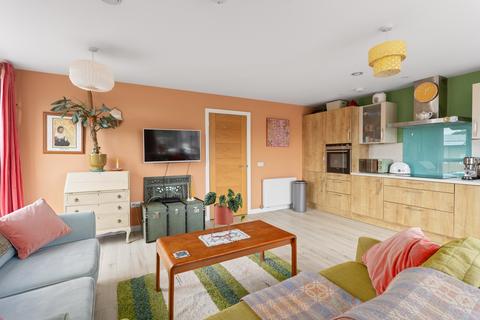Flat 1, 15 Bridge Street, Edinburgh, EH15 1DB
