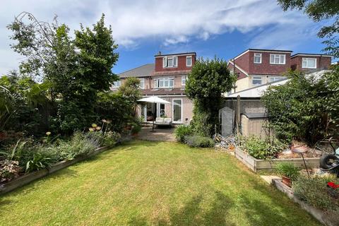 59 Gilmore Crescent, Ashford, TW15 2DD