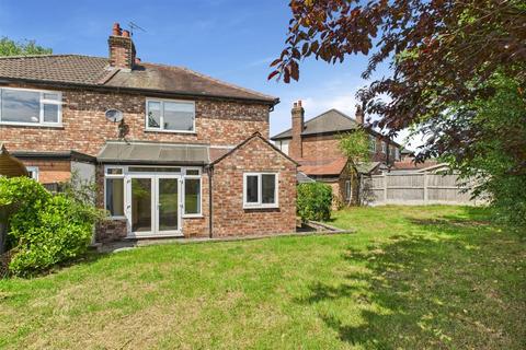 3 bedroom semi-detached house for sale, Ackers Road, Stockton Heath, WA4