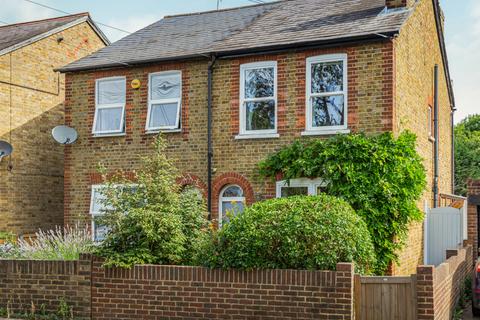 259 Staines Road, Wraysbury, Staines-upon-thames, TW19 5AJ