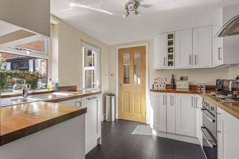 259 Staines Road, Wraysbury, Staines-upon-thames, TW19 5AJ