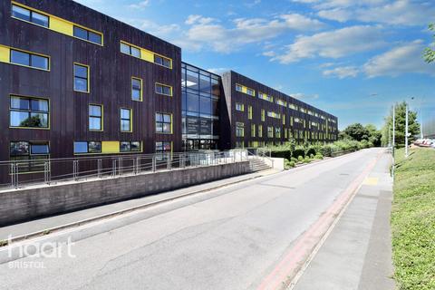 2 bedroom flat for sale, Lake Shore Drive, BRISTOL