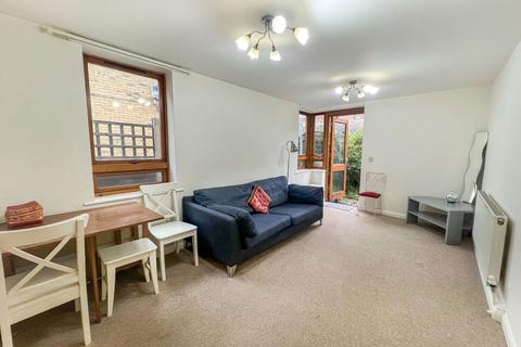 1 bedroom apartment for sale, Redclyffe Road, London E6