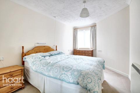 1 bedroom retirement property for sale, Parkland Grove, Ashford