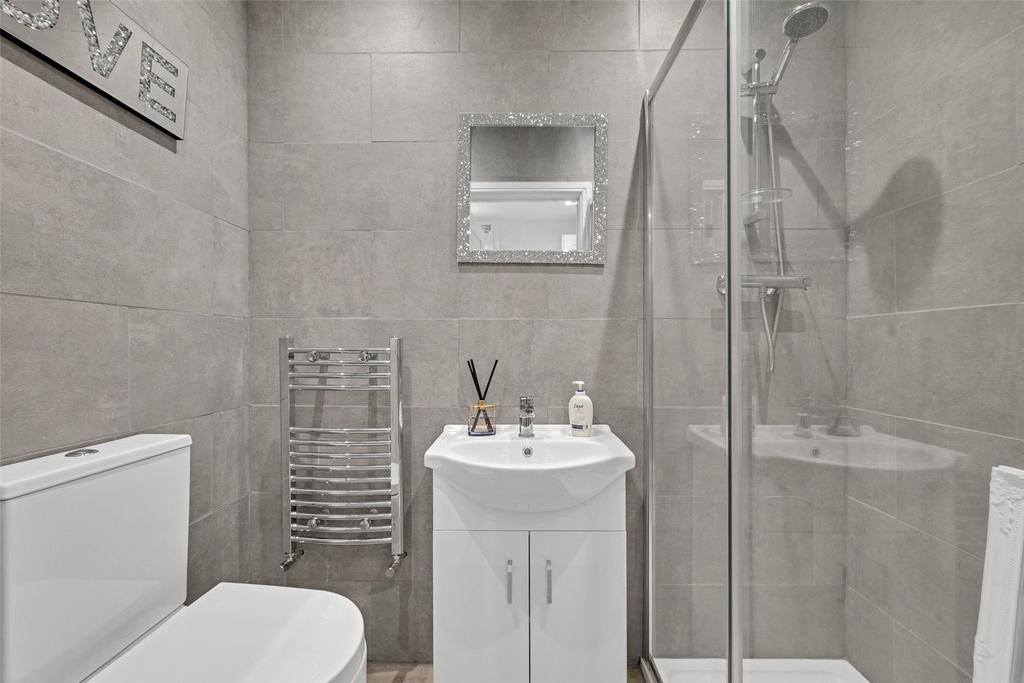 Shower-Room