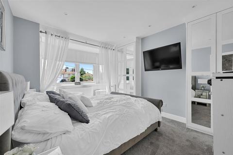 196 Bedonwell Road, Bexleyheath, DA7 5PX