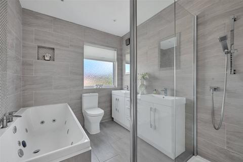 196 Bedonwell Road, Bexleyheath, DA7 5PX