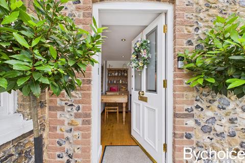 undefined, Flint Cottage, Haverhill Road, Horseheath, Cambridge, Cambridgeshire
