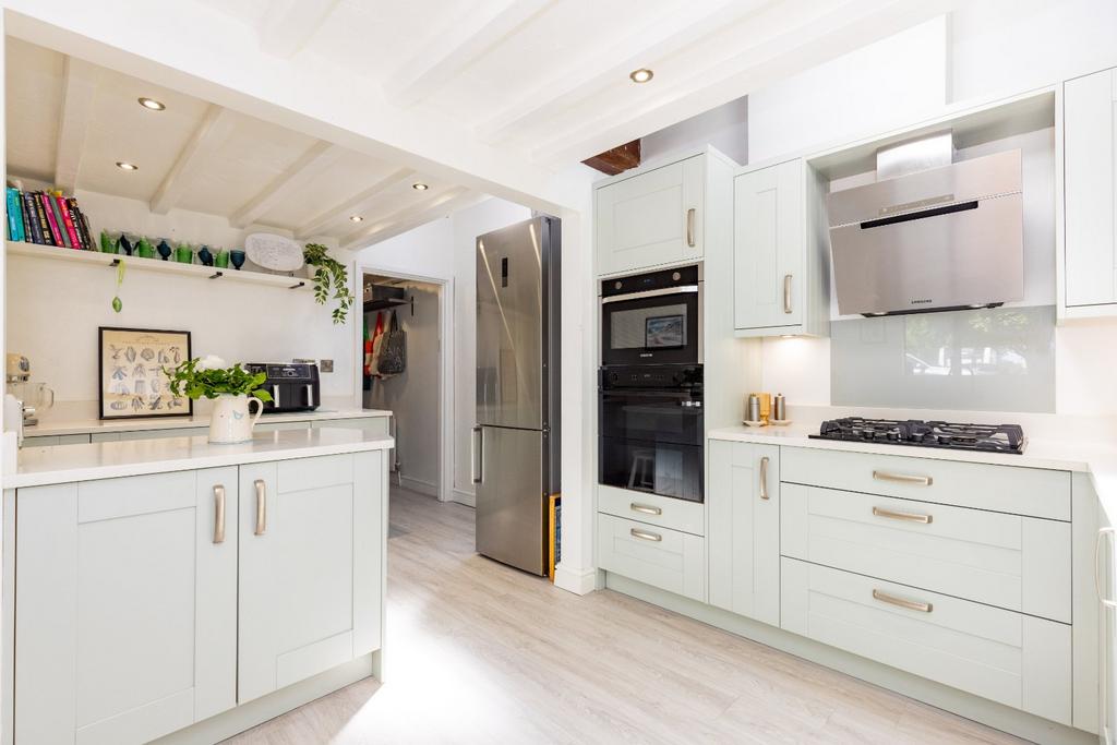 Breakfast Kitchen
