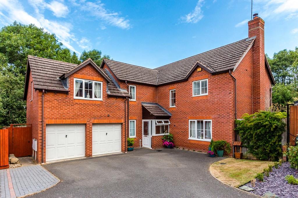 Windermere Drive, Higham Ferrers NN10 4 bed detached house for sale - £ ...