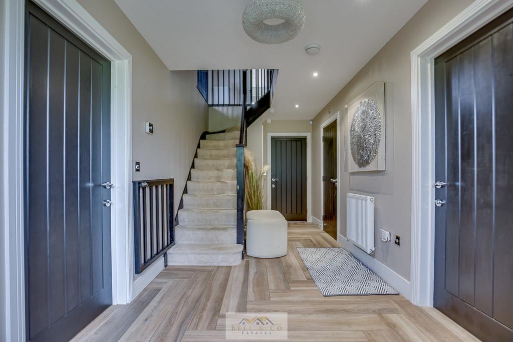 Entrance hall 1.2