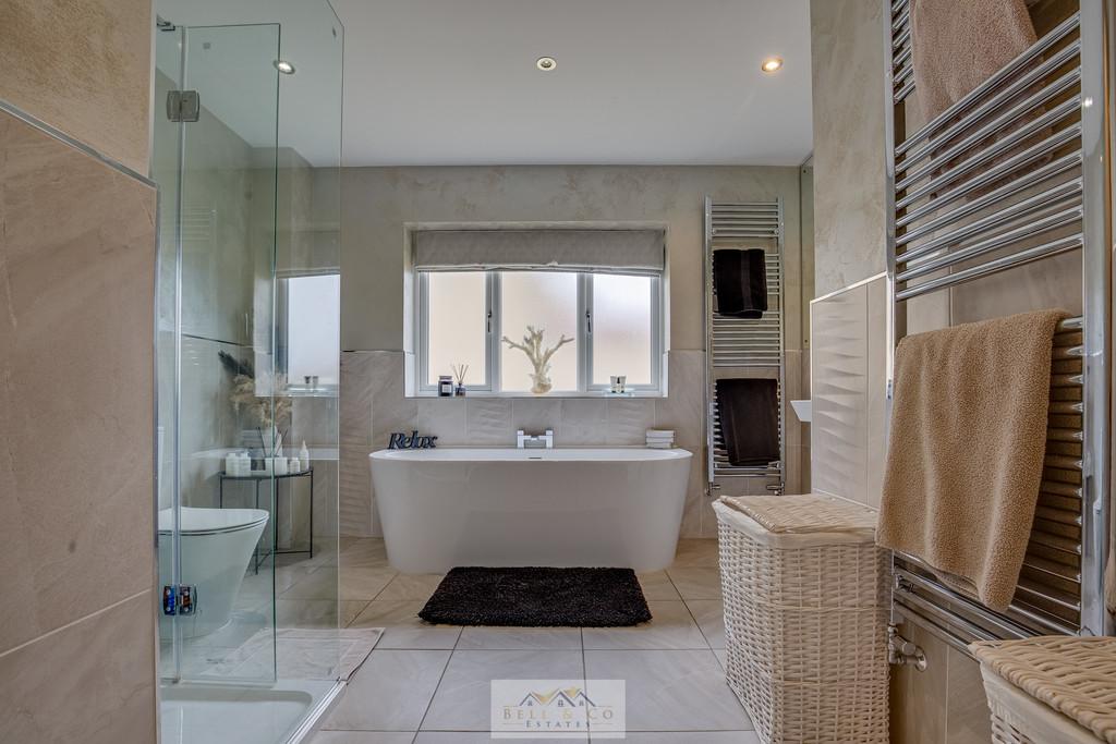 Bathroom 1.1