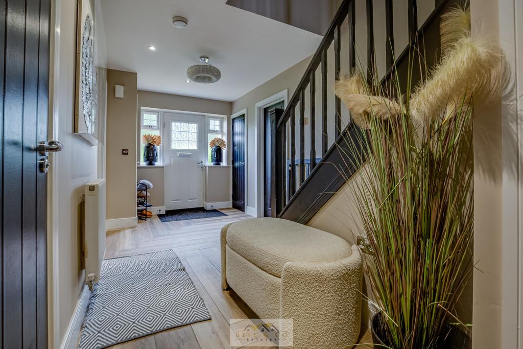 Entrance hall 1.1