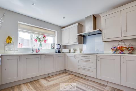 5 bedroom detached house for sale, Greenlands Rise, Sheffield S25
